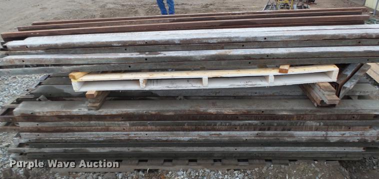 image for item CA9329 Concrete forms