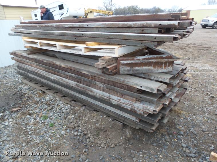 image for item CA9329 Concrete forms