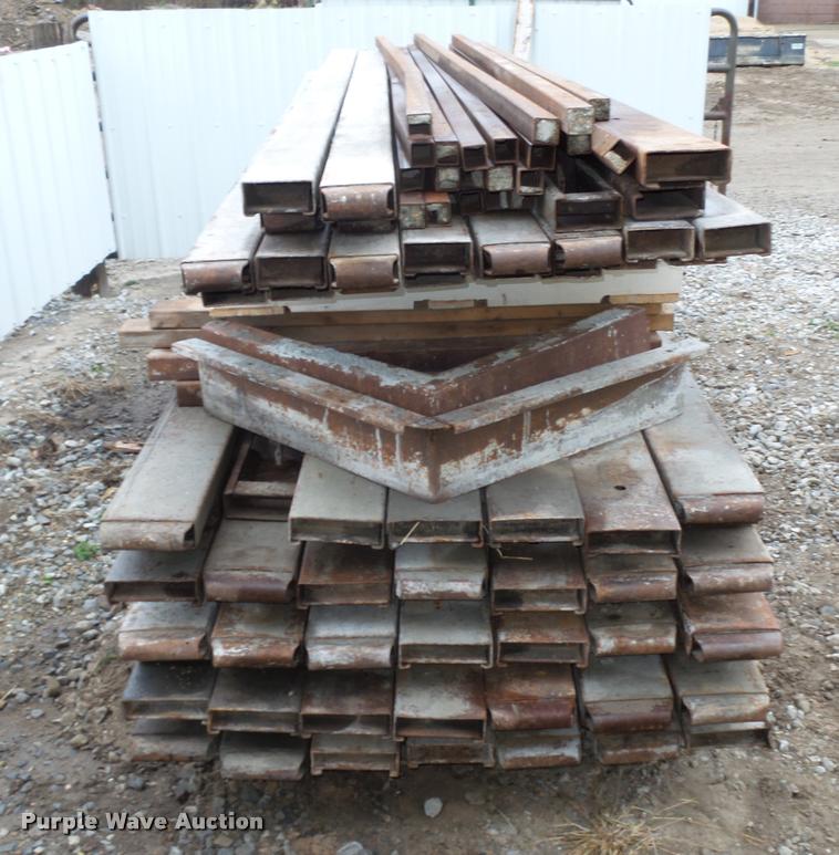 image for item CA9329 Concrete forms