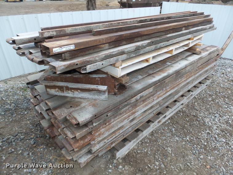 image for item CA9329 Concrete forms