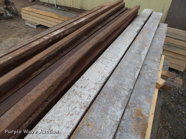 image for item CA9329 Concrete forms