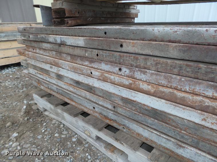 image for item CA9329 Concrete forms