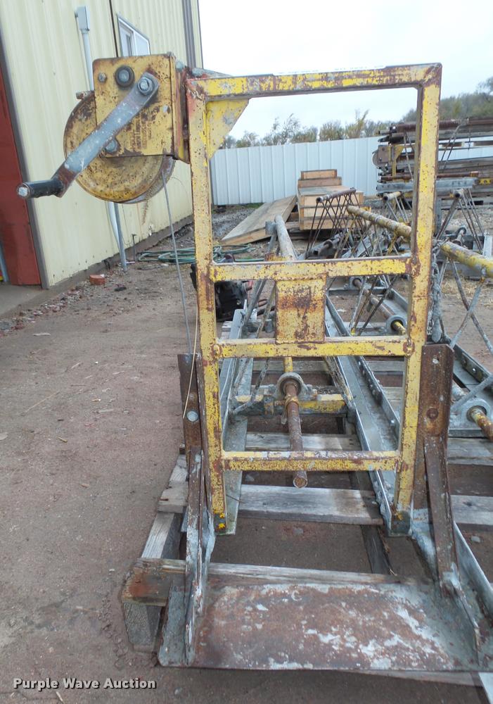 image for item CA9331 Vibrating concrete screed