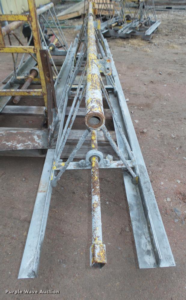 image for item CA9331 Vibrating concrete screed