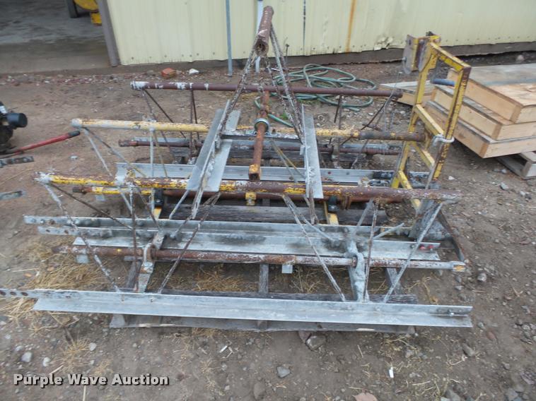 image for item CA9331 Vibrating concrete screed