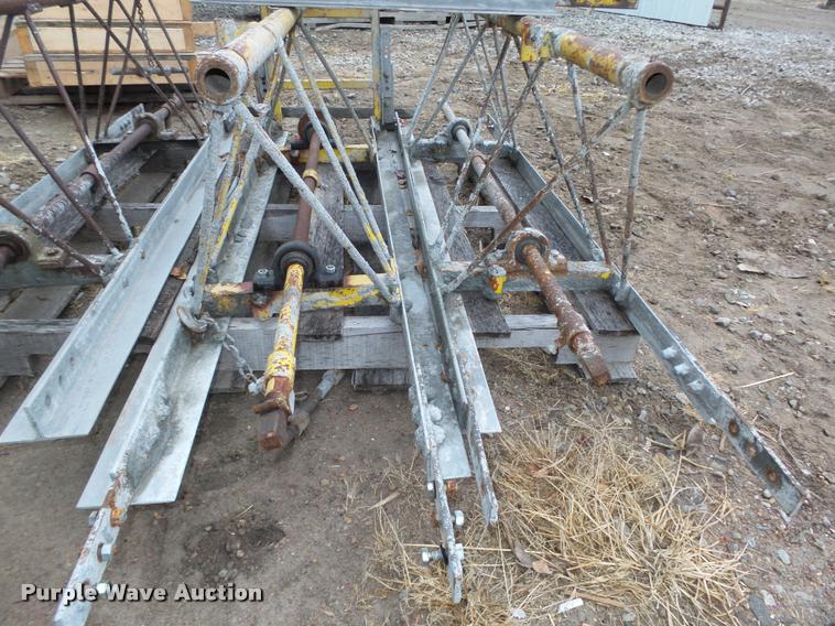 image for item CA9331 Vibrating concrete screed