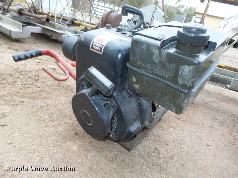 image for item CA9331 Vibrating concrete screed