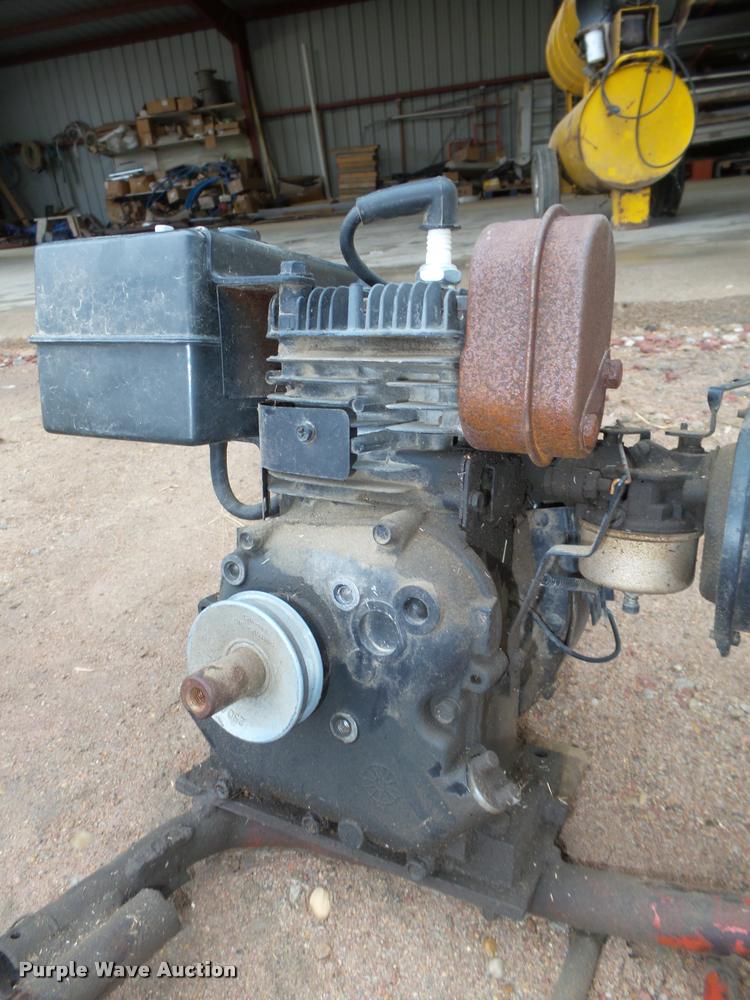 image for item CA9331 Vibrating concrete screed