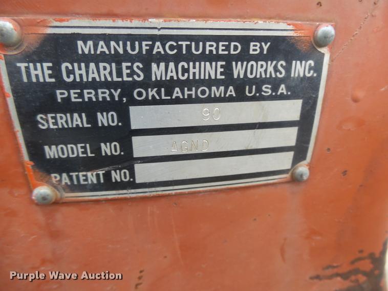 image for item CA9332 Ditch Witch M422 trencher