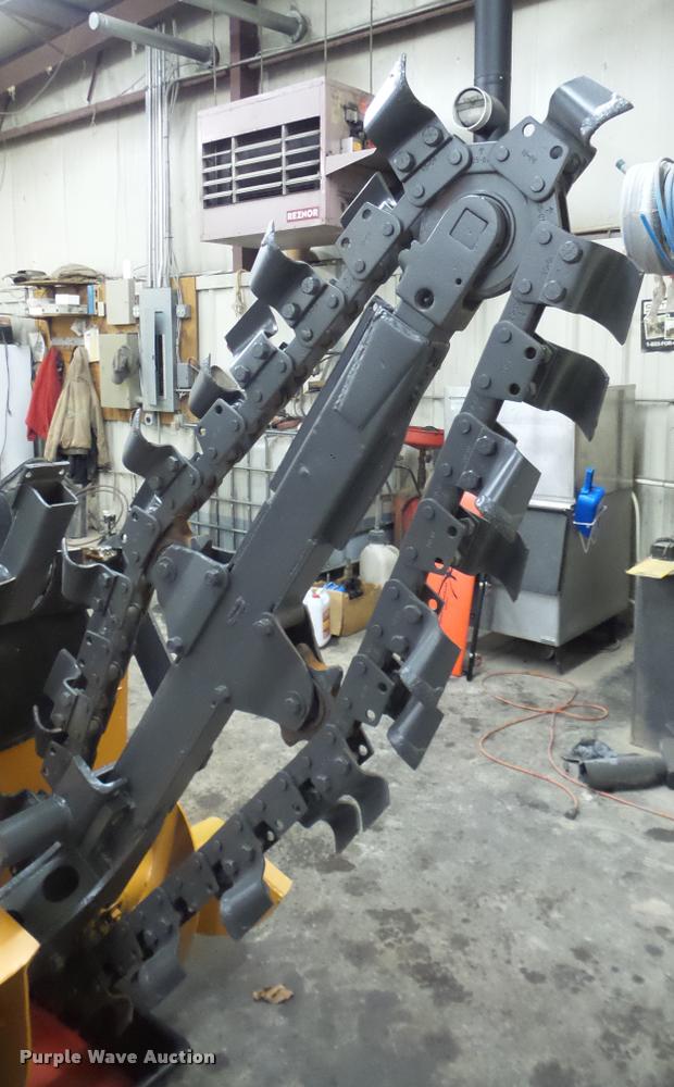 image for item DA2189 Case 360 trencher