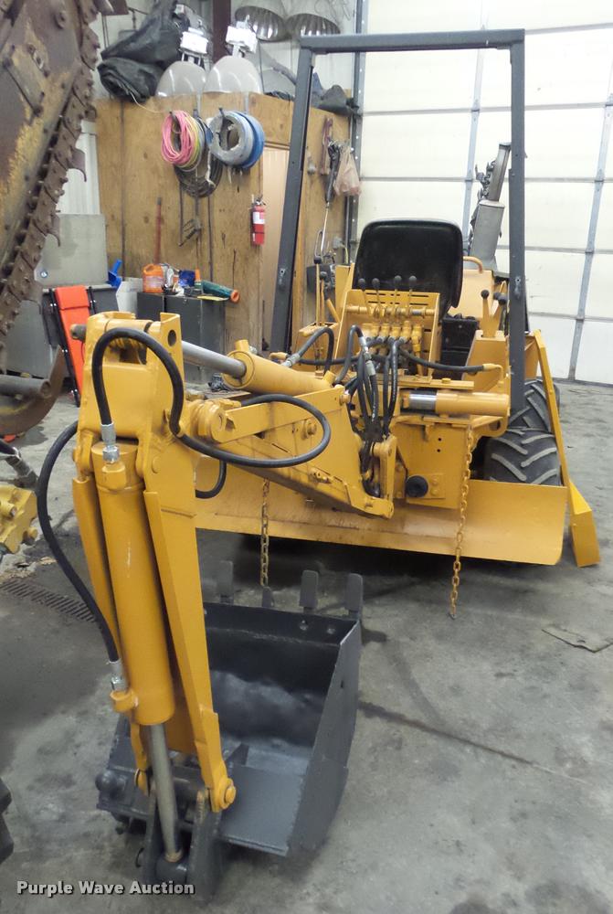 image for item DA2189 Case 360 trencher