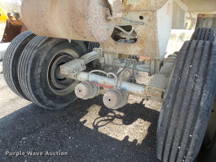 image for item DA3829 2007 Clement Rockstar barrel bed end dump trailer