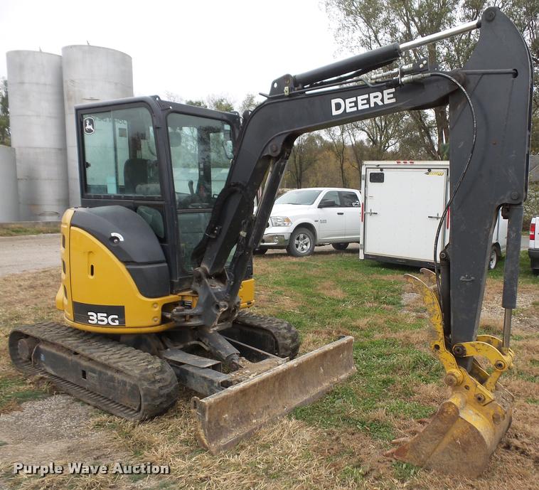 image for item DA3834 2013 John Deere 35G compact excavator