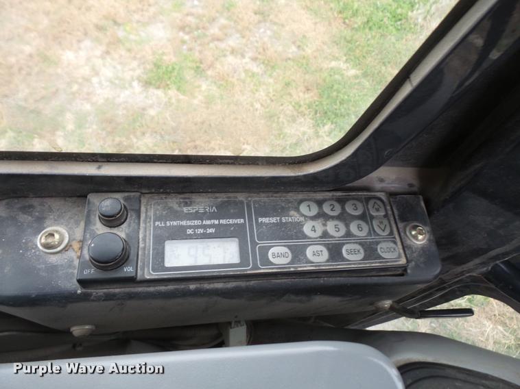 image for item DA3834 2013 John Deere 35G compact excavator