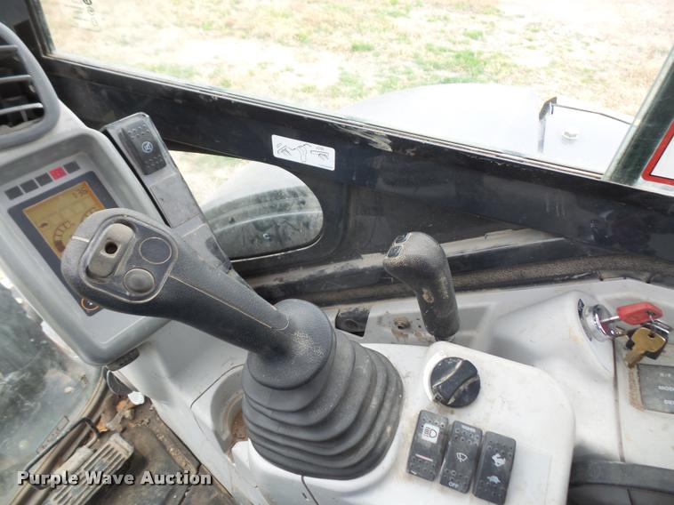 image for item DA3834 2013 John Deere 35G compact excavator