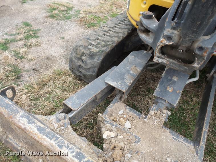 image for item DA3834 2013 John Deere 35G compact excavator