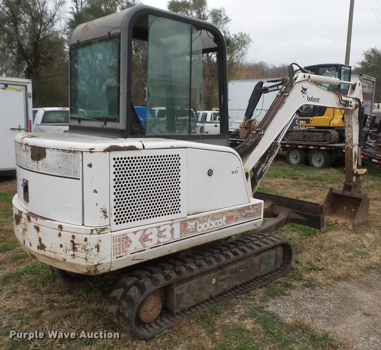 1998 Bobcat X331 compact excavator in Rushville, MO Item DA3836 sold