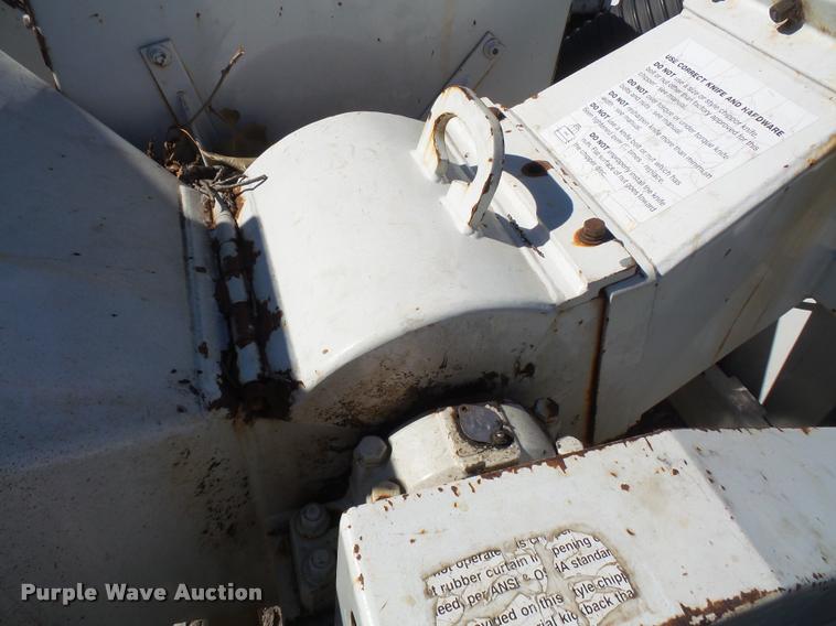 image for item DA3964 Bandit 1290 wood chipper