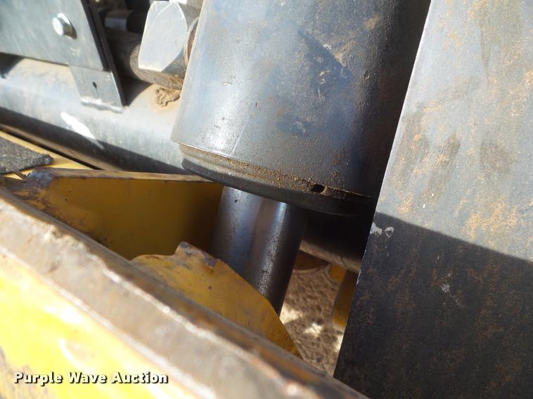 image for item DA5017 2012 John Deere 329D skid steer