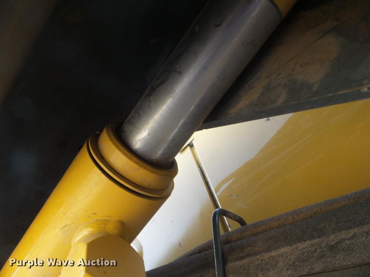 image for item DA5017 2012 John Deere 329D skid steer