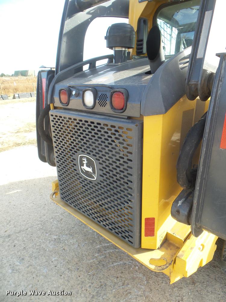 image for item DA5017 2012 John Deere 329D skid steer