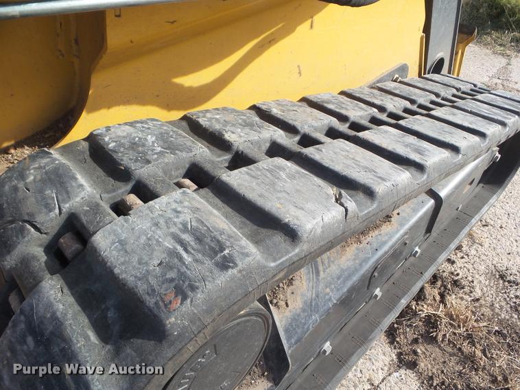 image for item DA5017 2012 John Deere 329D skid steer