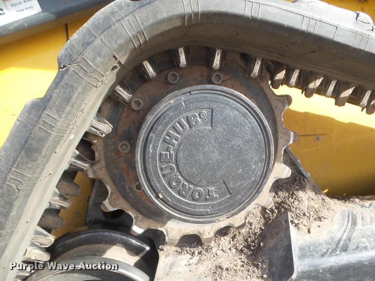 image for item DA5017 2012 John Deere 329D skid steer