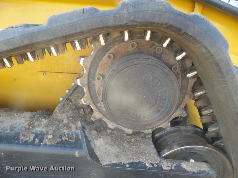 image for item DA5017 2012 John Deere 329D skid steer