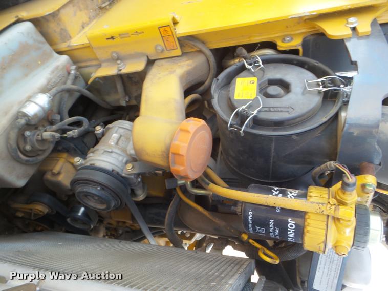 image for item DA5017 2012 John Deere 329D skid steer