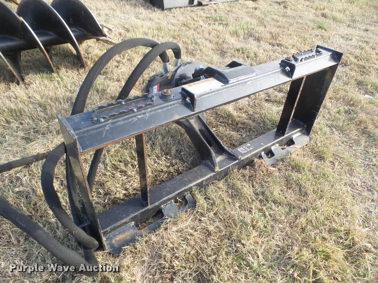 image for item DA5025 2011 John Deere PA30 skid steer auger