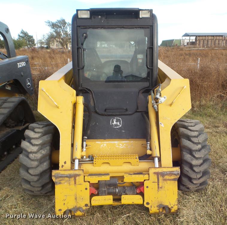 image for item DA5028 2008 John Deere 325 skid steer