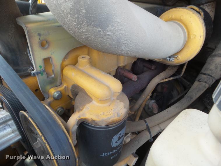 image for item DA5028 2008 John Deere 325 skid steer