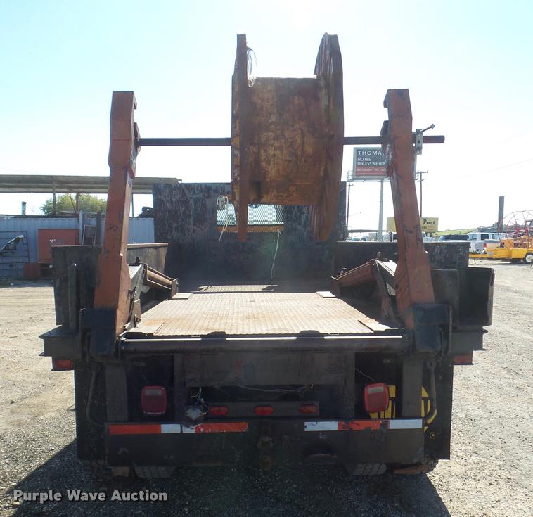image for item DA5118 1991 International 4900 flatbed truck