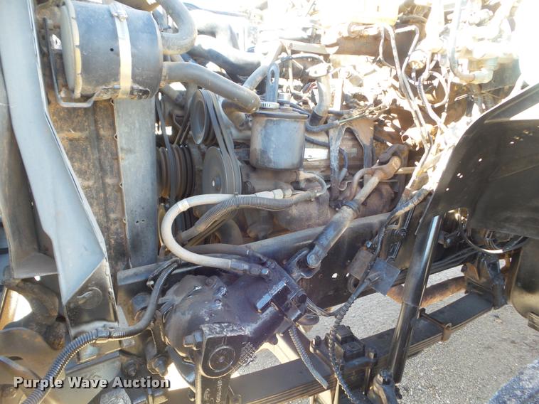 image for item DA5119 1995 Ford F700 flatbed truck