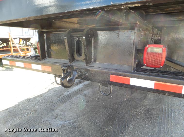 image for item DA5119 1995 Ford F700 flatbed truck