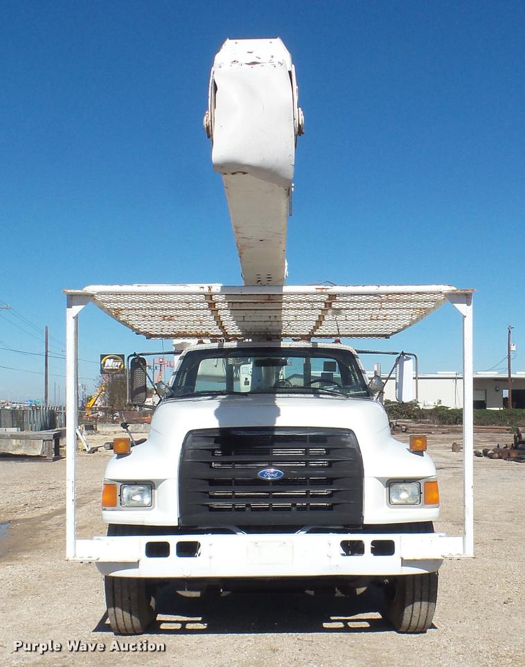 image for item DA5120 1995 Ford F800 Super Duty bucket truck