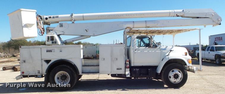 image for item DA5120 1995 Ford F800 Super Duty bucket truck
