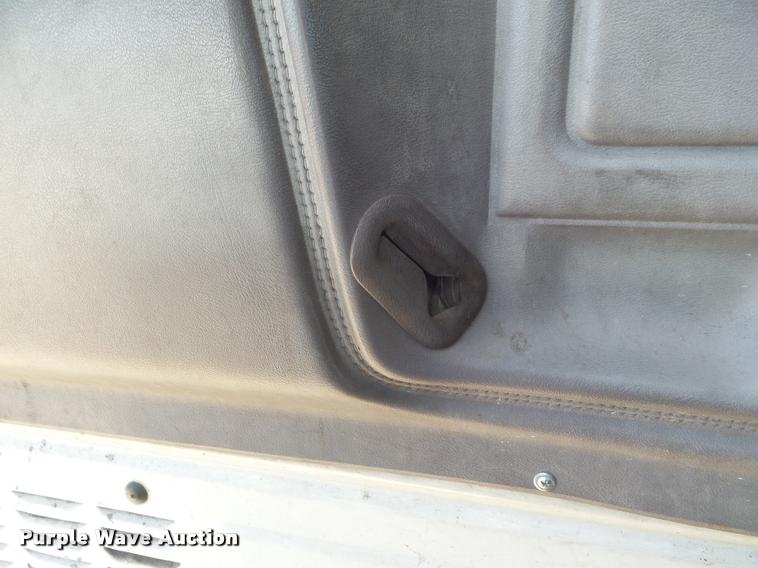 image for item DA5120 1995 Ford F800 Super Duty bucket truck