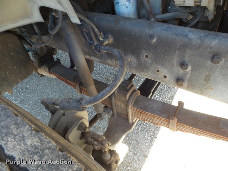 image for item DA5120 1995 Ford F800 Super Duty bucket truck