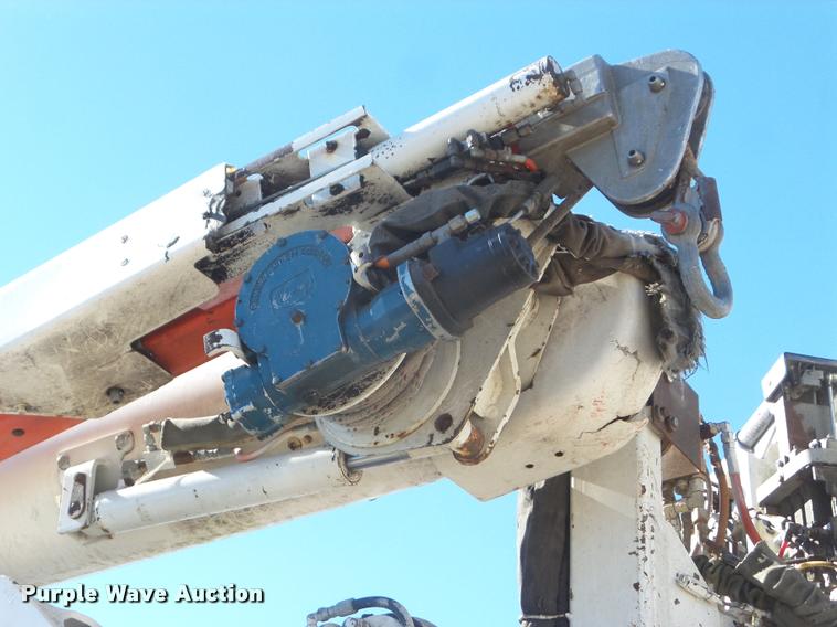 image for item DA5120 1995 Ford F800 Super Duty bucket truck