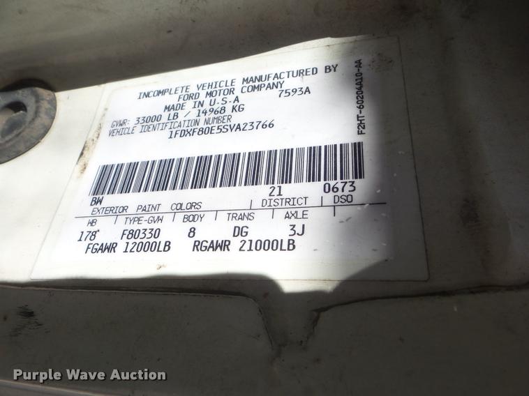 image for item DA5120 1995 Ford F800 Super Duty bucket truck