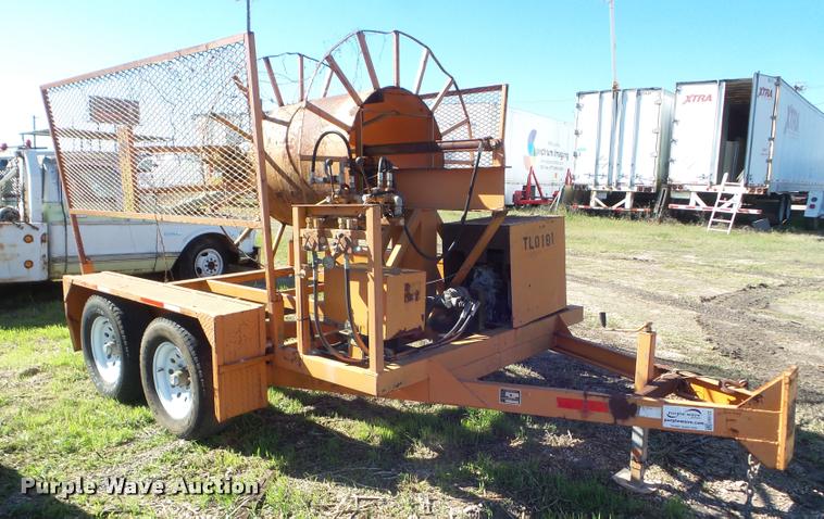 image for item DA5122 2001 R&R fiber optic figure 8 trailer