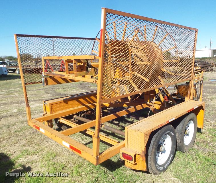 image for item DA5122 2001 R&R fiber optic figure 8 trailer