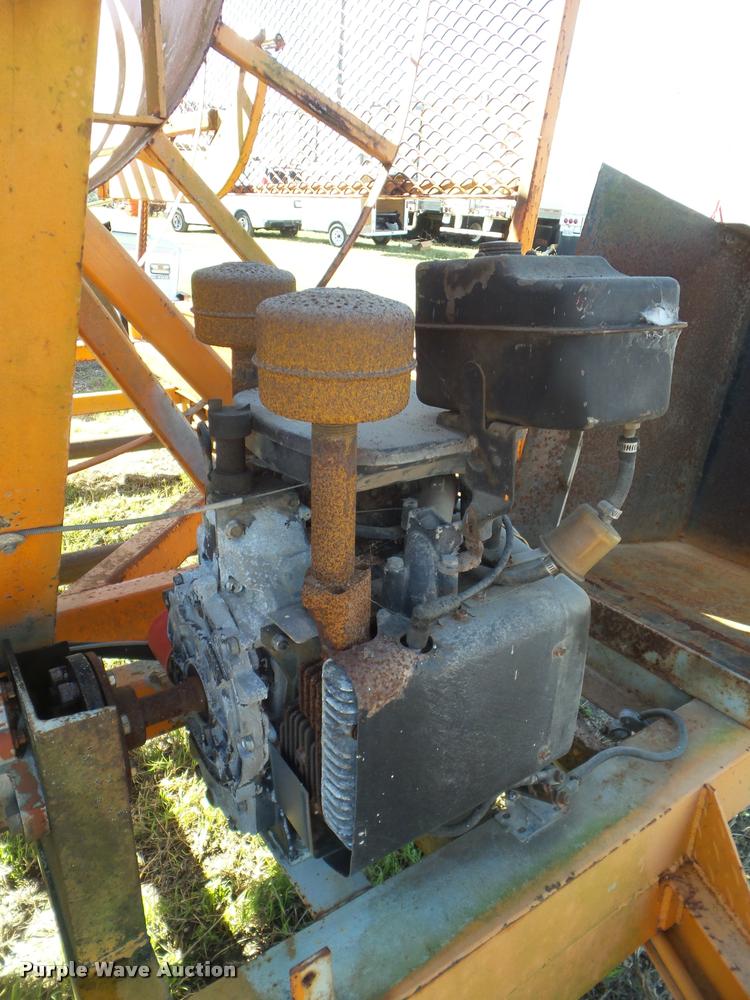 image for item DA5122 2001 R&R fiber optic figure 8 trailer