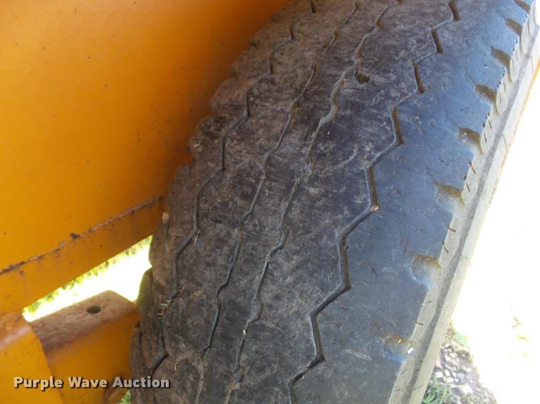 image for item DA5122 2001 R&R fiber optic figure 8 trailer