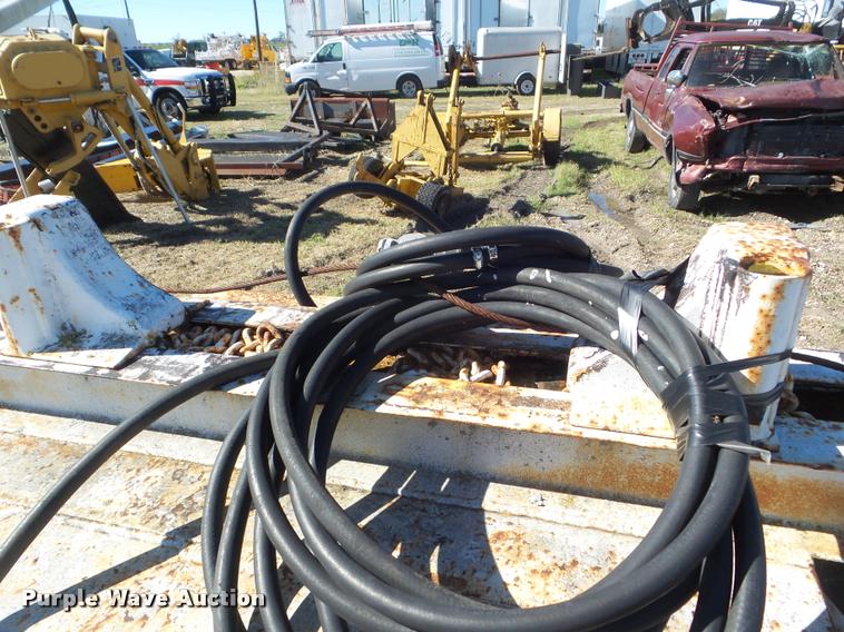 image for item DA5131 1984 Trail pole trailer