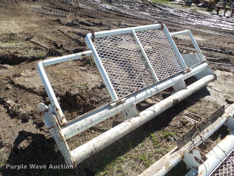 image for item DA5138 Steel semi truck grill guard