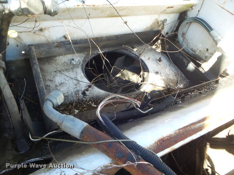 image for item DA5141 1998 Bobcat 863 skid steer