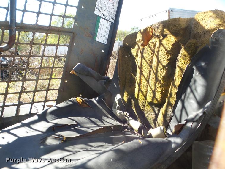 image for item DA5141 1998 Bobcat 863 skid steer