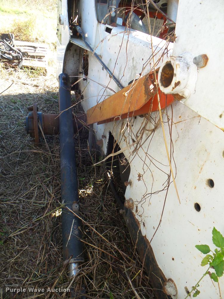 image for item DA5142 1997 Bobcat 863 skid steer